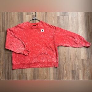 Jordan crewneck size medium (womans)